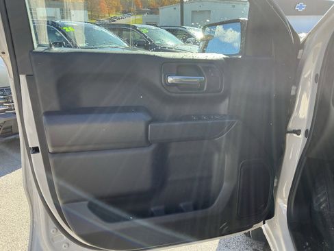 New 2026 Chevrolet Silverado 1500 Custom w/ Turbomax Blackout Package image 17