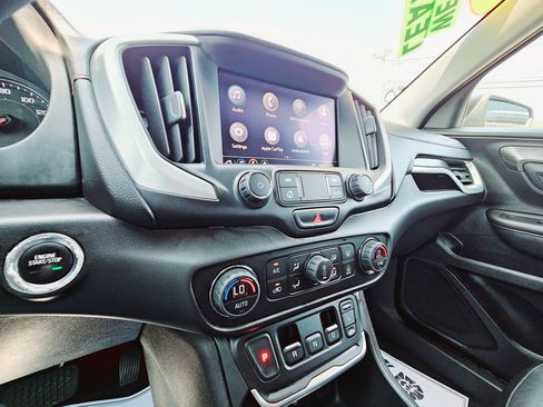 Used 2020 GMC Terrain SLT image 31