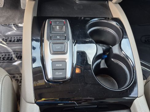 Used 2017 Honda Pilot Touring image 28