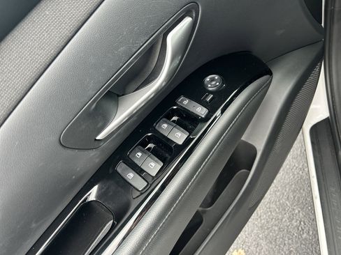 Used 2022 Hyundai Tucson Limited image 23