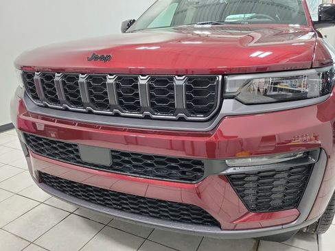 New 2026 Jeep Grand Cherokee Limited w/ Limited Altitude Package image 28