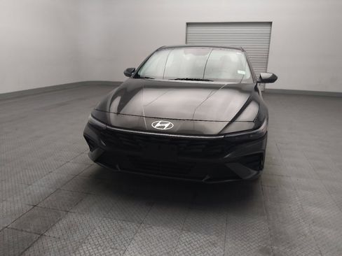 Used 2024 Hyundai Elantra SE FWD image 15