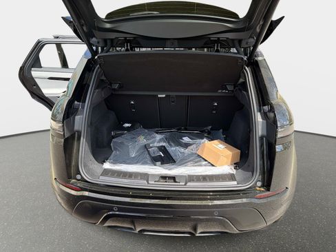 New 2026 Land Rover Range Rover Evoque S AWD/4WD image 11
