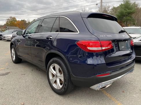 Used 2018 Mercedes-Benz GLC 300 GLC 300 4MATIC Sport Utility 4 image 10