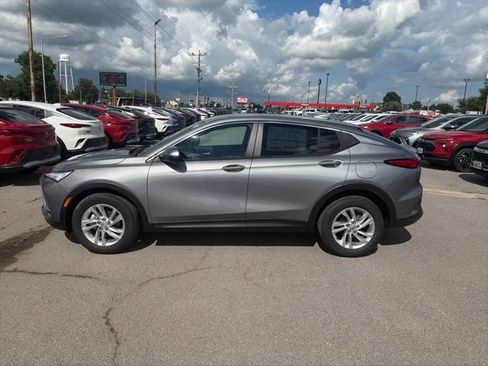 New 2026 Buick Envista Preferred w/ Convenience I Package FWD image 3