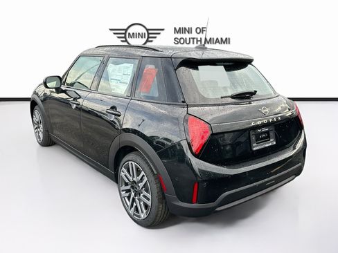 New 2026 MINI Cooper 4-Door Hardtop FWD image 4