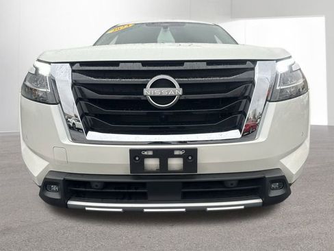 Certified 2023 Nissan Pathfinder SL image 36