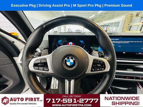 Used 2023 BMW X7 M60i w/ Executive Package image 11
