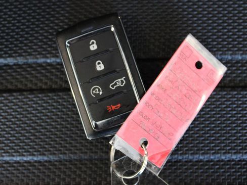 Used 2024 Jeep Grand Cherokee Altitude image 28