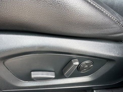 Used 2022 Ford Explorer ST w/ Equipment Group 401A image 23