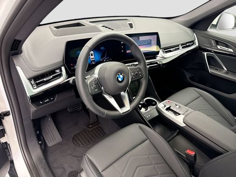 New 2026 BMW X1 xDrive28i w/ Technology Package AWD/4WD image 9