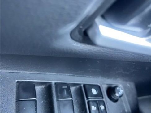 Used 2022 Toyota Corolla SE w/ SE Premium Package image 23