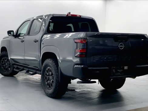 Used 2024 Nissan Frontier S image 2