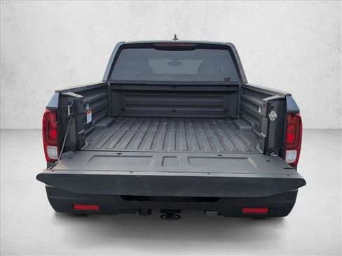 Used 2018 Honda Ridgeline RTL-T image 6