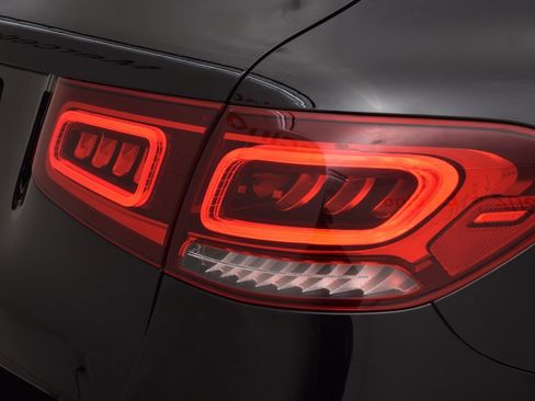 Certified 2022 Mercedes-Benz GLC 300 image 13