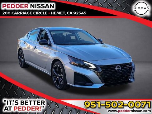 New 2025 Nissan Altima 2.5 SR image 2