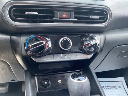Certified 2023 Hyundai Kona SE w/ Cargo Package AWD/4WD image 19