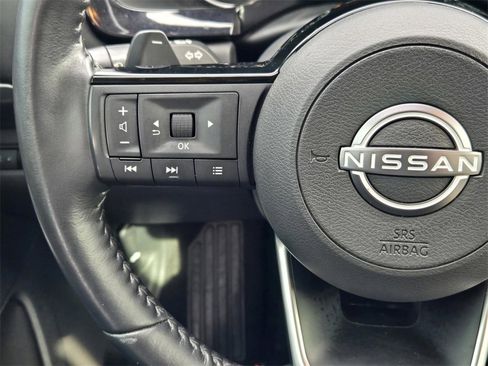 Used 2023 Nissan Pathfinder SL image 15