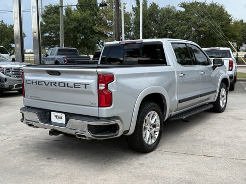 Used 2022 Chevrolet Silverado 1500 LTZ AWD/4WD image 5