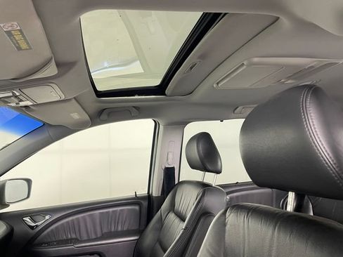 Used 2007 Honda Odyssey Touring image 11