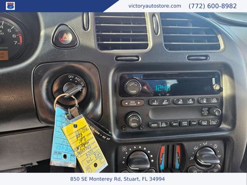 Used 2004 Chevrolet Monte Carlo SS w/ Dale Earnhardt Jr. Package image 23