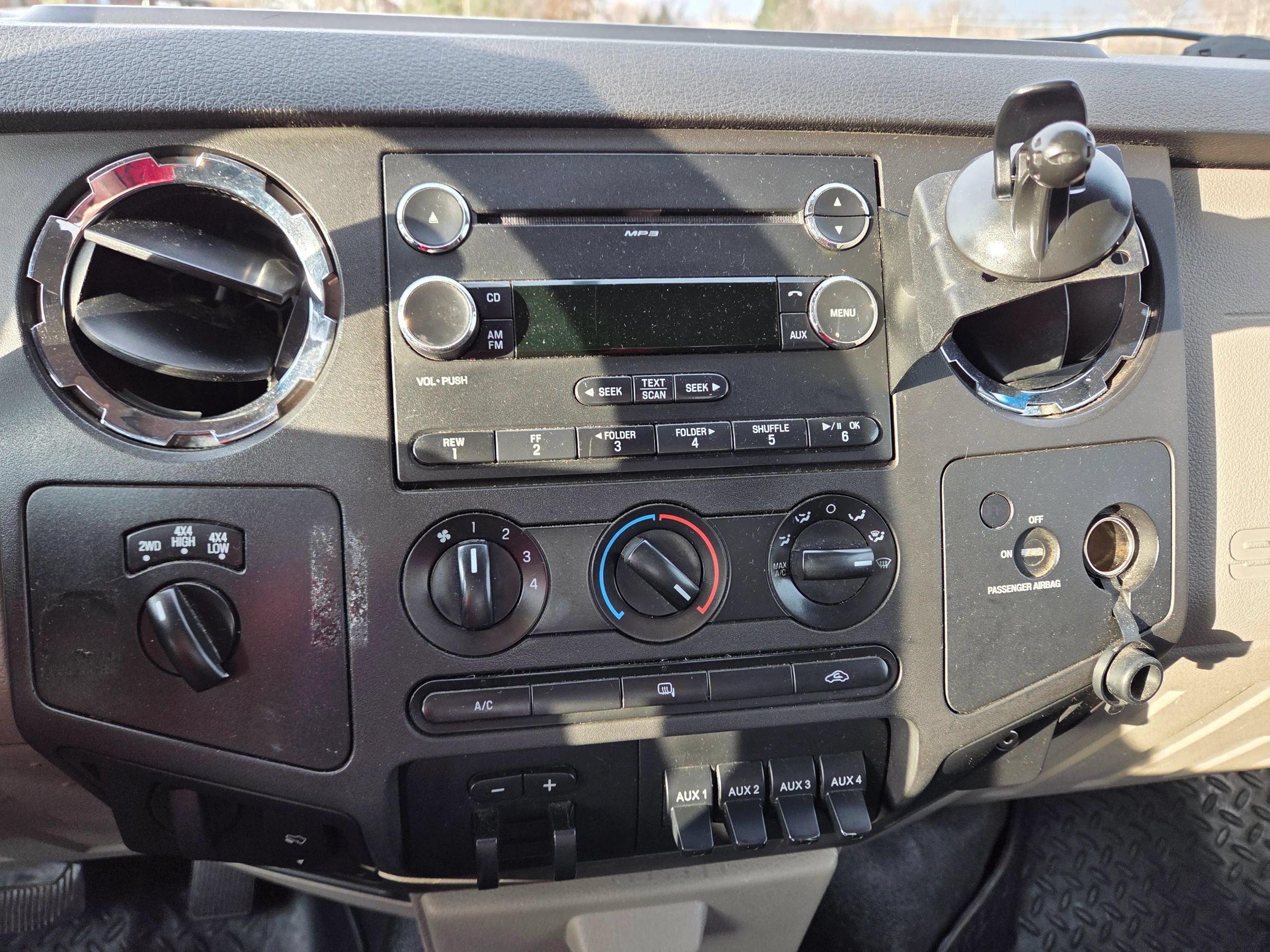 Used 2009 Ford F250 XLT AWD/4WD image 25