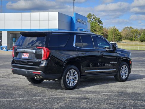 Used 2022 GMC Yukon Denali image 3