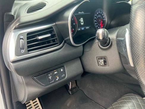 Used 2019 Genesis G70 3.3T Advanced w/ Sport Package image 24