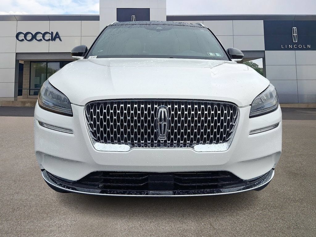 Certified 2020 Lincoln Corsair Reserve w/ Elements Package AWD/4WD image 2