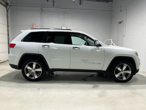 Used 2016 Jeep Grand Cherokee Limited image 2