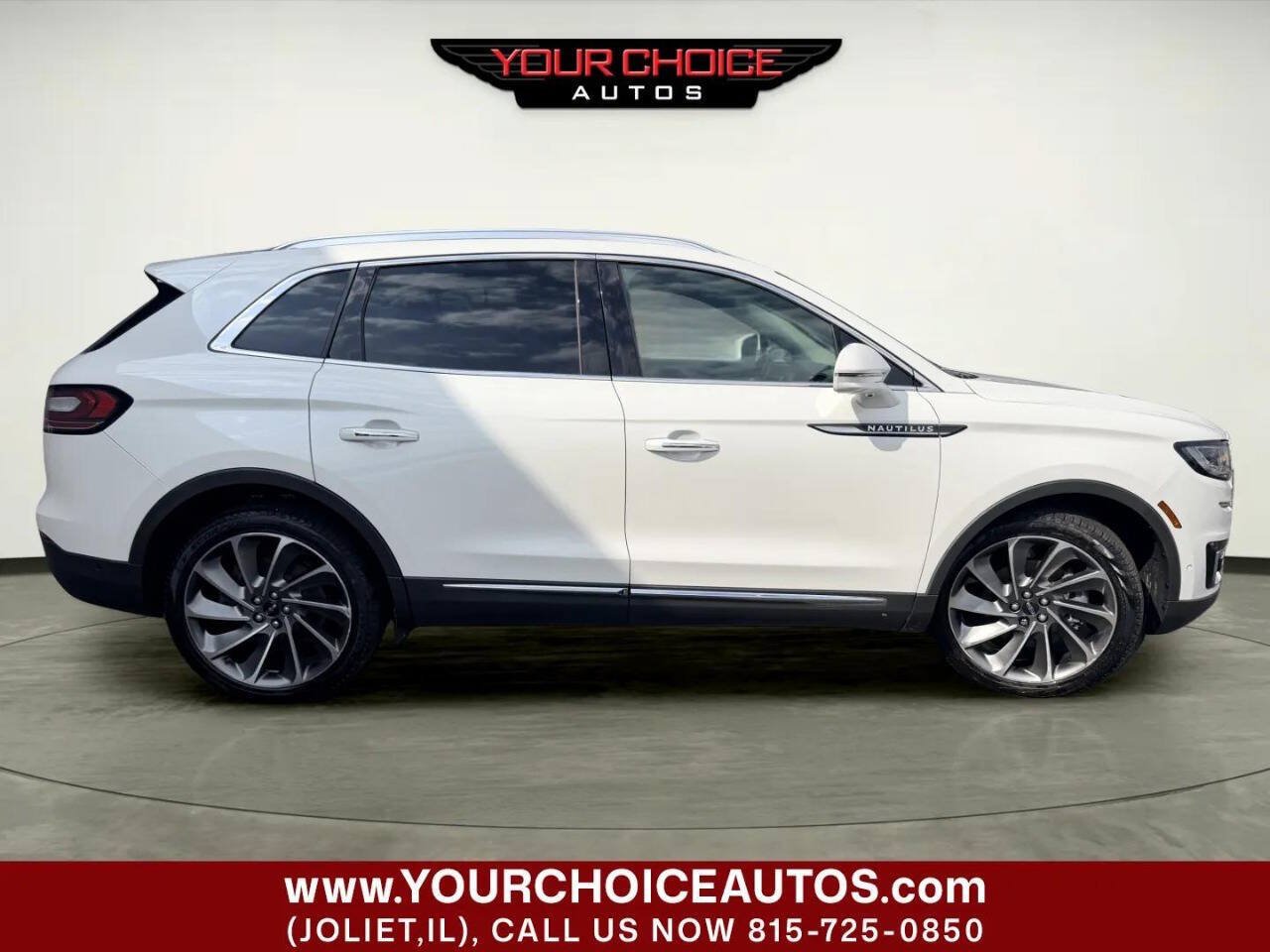 Used 2020 Lincoln Nautilus Reserve w/ Equipment Group 201A AWD/4WD image 10