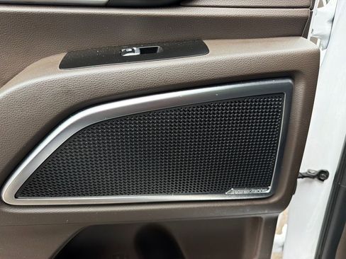 Used 2021 Kia Telluride SX w/ Towing Package FWD image 17