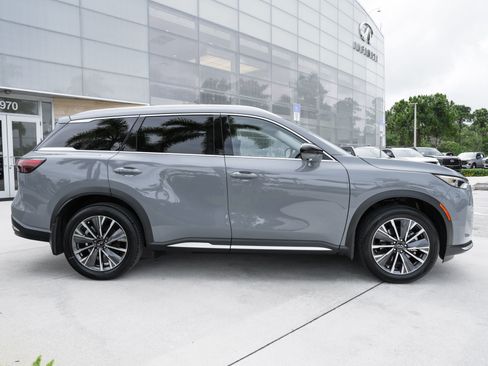 Certified 2026 INFINITI QX60 Luxe w/ Cargo Package FWD image 25