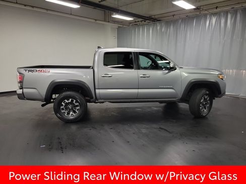 Used 2021 Toyota Tacoma TRD Off-Road AWD/4WD image 9