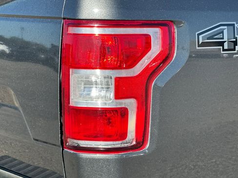 Used 2019 Ford F150 Lariat image 31