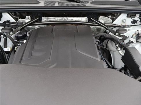 New 2025 Audi Q5 Premium Plus image 18