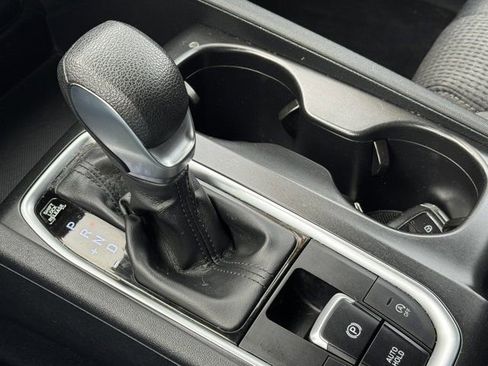 Used 2020 Hyundai Santa Fe SEL image 25