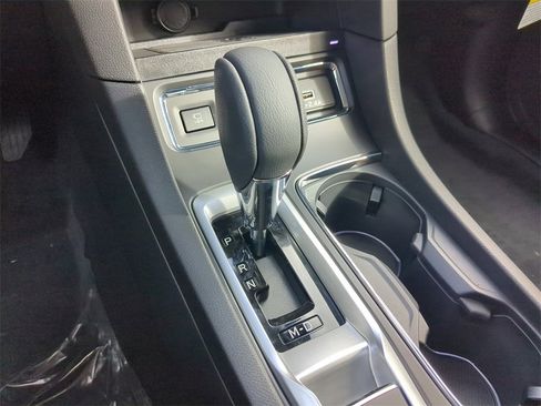 New 2025 Subaru Ascent Limited image 27