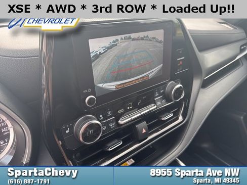 Used 2023 Toyota Highlander XSE image 19