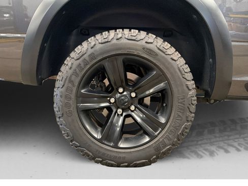 Used 2022 RAM 1500 Warlock AWD/4WD image 45