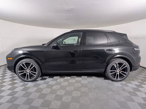 New 2026 Porsche Cayenne AWD/4WD image 2