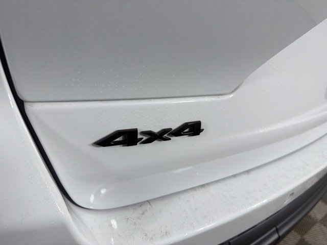 Used 2026 Jeep Grand Cherokee Limited w/ Limited Altitude Package AWD/4WD image 13