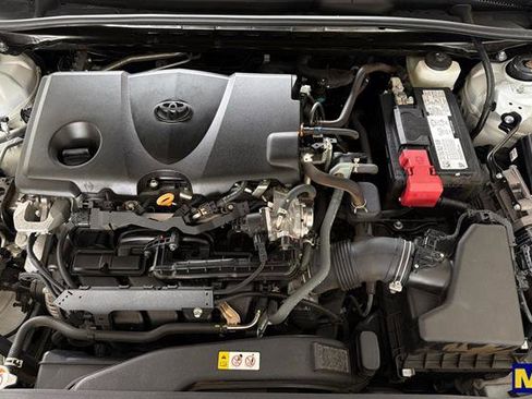 Used 2022 Toyota Camry XSE FWD image 22