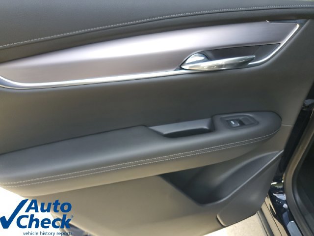 Used 2022 Cadillac XT6 Luxury FWD image 16