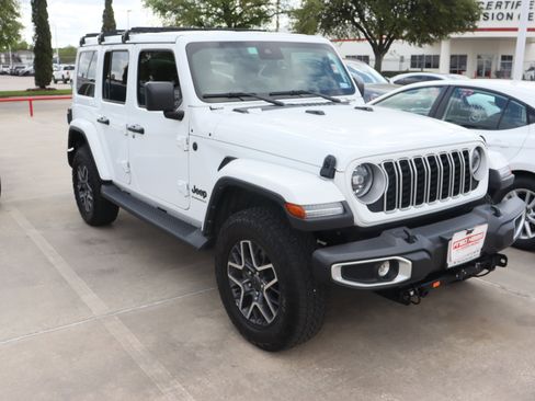 Used 2025 Jeep Wrangler Sahara w/ Safety Group image 2