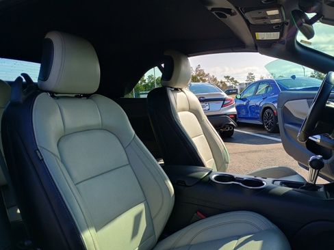 Used 2024 Ford Mustang Premium image 19