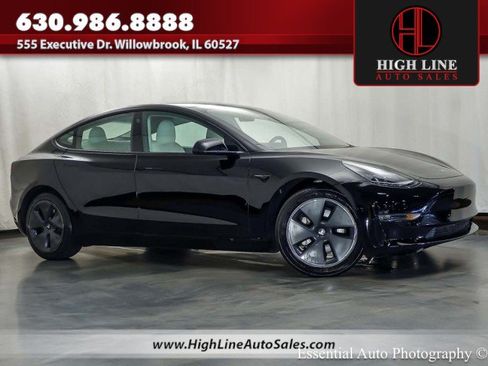 Used 2022 Tesla Model 3 RWD image 1