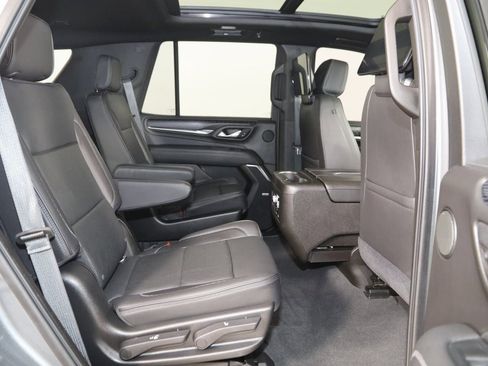 Used 2021 GMC Yukon Denali w/ Denali Ultimate Package image 15
