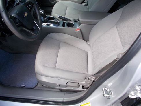 Used 2016 Chevrolet Malibu LS w/ Protection Package FWD image 25