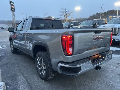 New 2026 GMC Sierra 1500 SLE w/ Preferred Package image 4